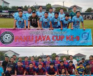 Kesebelasan HBB Boy (atas) lolos ke semi final usai mengalahkan Diklat Paku Jaya (bawah) dengan skor 3-1.
