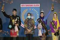 Rian dan Putri Jadi Abang dan Nona Tangsel 2020