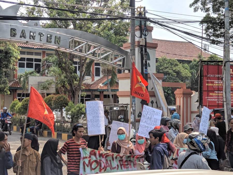 Aksi Depan UIN SMH Banten, LMND Menuntut Memerintah Untuk Bubarkan BPJS