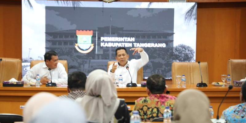 Usai Dilantik, PJ Bupati Tangerang Kumpulkan...